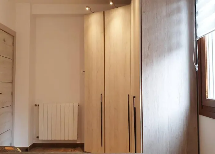 Junto A Plaza Unamuno - Casco Viejo